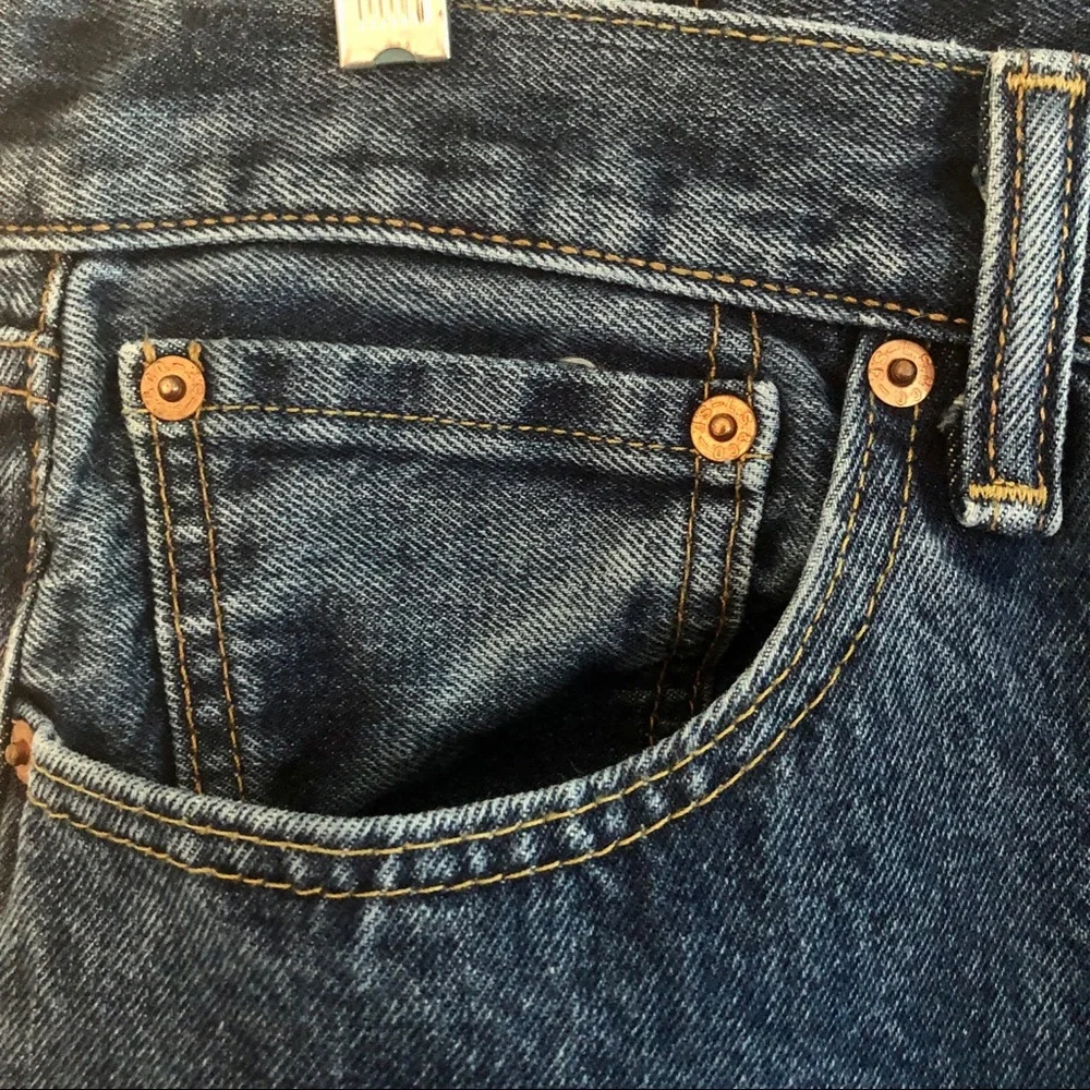 Levi’s 501 Medium Wash Button Fly Straight Leg Jeans